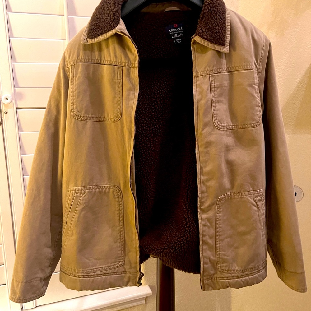 Dillards class club. Young Mens coat.NWOT